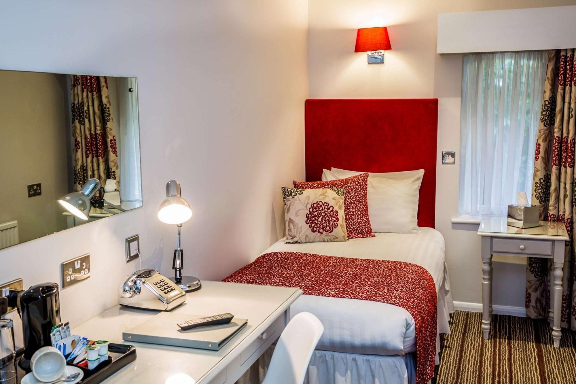 The Casa Hotel, Sure Hotel Collection By Best Western Yateley Exterior foto