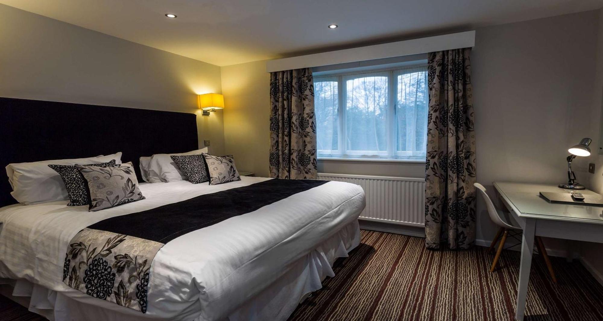 The Casa Hotel, Sure Hotel Collection By Best Western Yateley Exterior foto