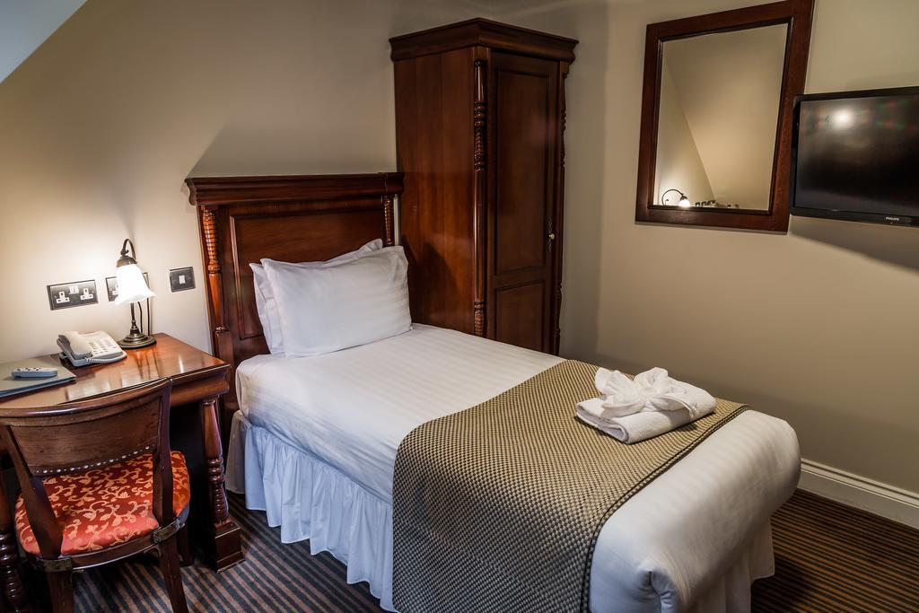 The Casa Hotel, Sure Hotel Collection By Best Western Yateley Exterior foto